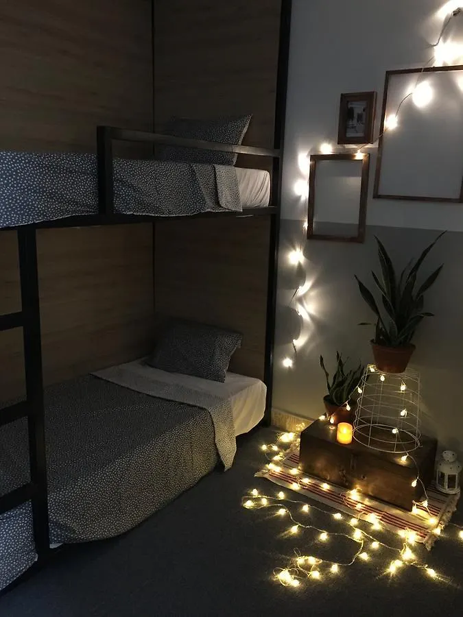 Hostel Condodo Homestay Ben Van Don Ho Chi Minh City